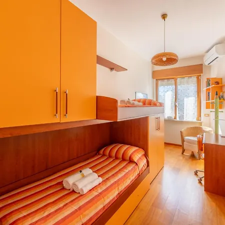 Lägenhet New Luxury 2bdr Terrace, Views, Ac Marina Di Carrara