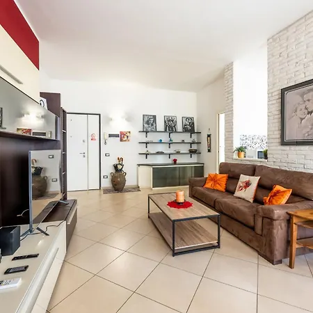 New Luxury 2bdr Terrace, Views, Ac مارينا دي كارّارا