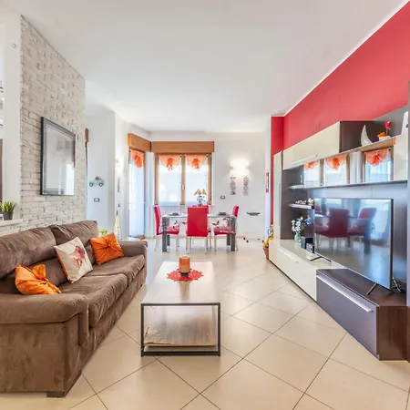 شقة New Luxury 2bdr Terrace, Views, Ac مارينا دي كارّارا